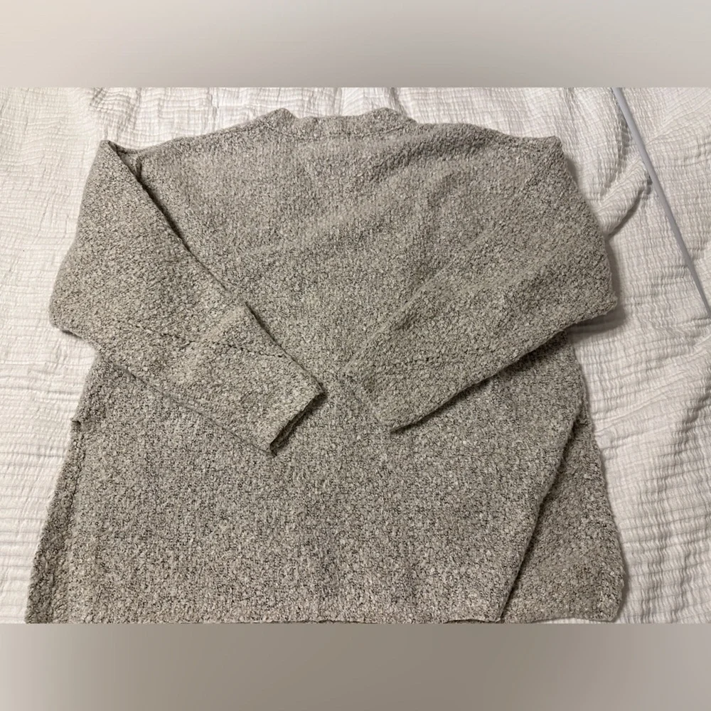 Urban Outfitters Rosie Cozy V-Neck Pullover - Size L